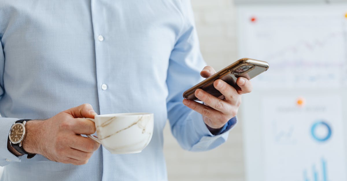 企业营销中如何利用在线调查的结果来制定营销策略